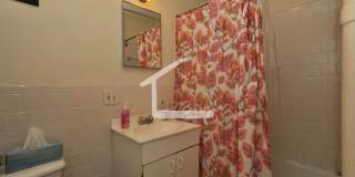 NIce 4 bed in Washington Square Gallery 6