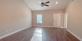 204 Waybill Circle Gallery 13
