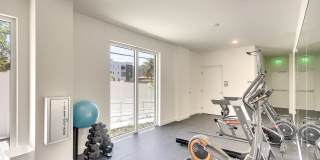 600 3rd Ave S Gallery 25