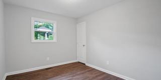 1317 Mayfield Lane - A Gallery 9