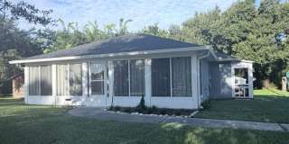 1 Bed/1 Bath with Utilities included in St Cloud. Gallery 1