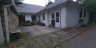NO STUDENTS Available Now! Unique Large Home! Gallery 31