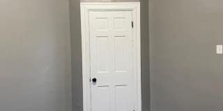 3411 FAIRVIEW Avenue Gallery 24