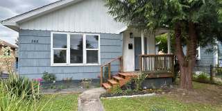 Newly Renovated 1-Bedroom Home with Spacious Yard Gallery 1