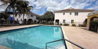 17333 NW 7th Ave Gallery 1