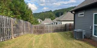 One level home with 2 Car Garage! Gallery 35