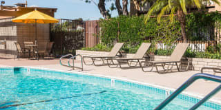 Huntington Continental Gallery 19