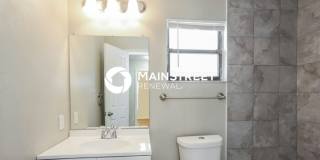 1827 Auburn Street South Gallery 13