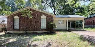 729 Blackstone Ln Gallery 1