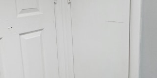 1632-00 BENSON Street Gallery 14
