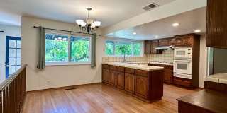 4 Bedroom Home + Den in Saratoga! 4 Bedroom Home + Den in Saratoga! Gallery 8