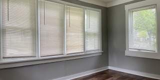 Darling 2 Bedroom 1 Bathroom Home in Minneapolis! Gallery 1