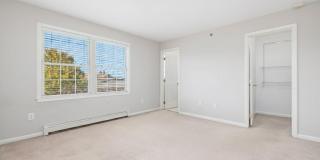 Coddington Point Gallery 22