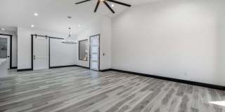 2755 W Villa Loop Gallery 4