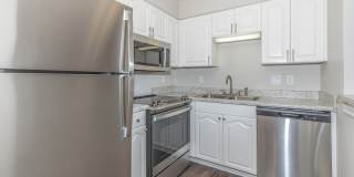 Senior Housing - Clear Creek Commons Apartments Gallery 10