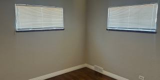 Fantastic 4 Bed 2 Bath 2 living rooms - Available NOW! Gallery 12
