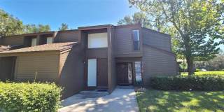 22 OXFORD LANE 22 OXFORD LANE Gallery 1