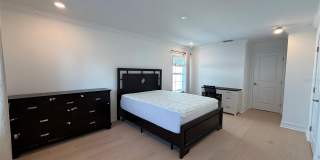1523 W CHESTNUT STREET Gallery 8