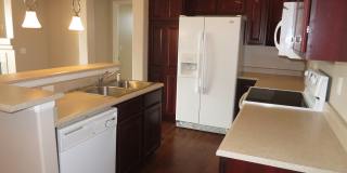 Condo with Mountain Views & Prime Location Near Powers Corridor!! Gallery 5