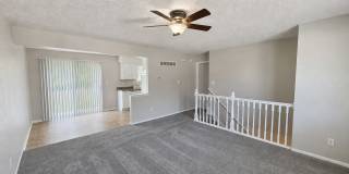 Spacious 3 Bed, 2 Bath Split-Level Duplex with Garage in Lee's Summit! Gallery 4