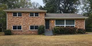 3 Bed, 2 Bath in Decatur! Gallery 1
