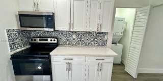 2620 NW 18th Ter Gallery 13