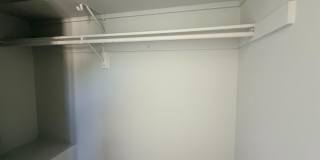 47 KING HENRY Circle Gallery 19