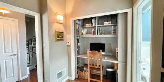 3BR/2.5BA INCOMPARABLE Views!!! Prime Corona Heights Residence! 2 car parking and laundry! PROGRESSIVE Gallery 29