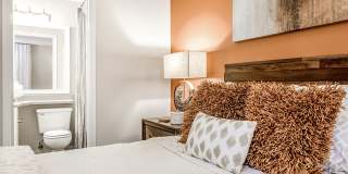 Affordable Housing - Paces Pointe Apartment Homes Gallery 94