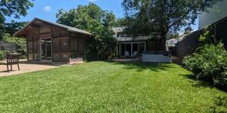 Remodeled Home Next To Zilker Park - 3 BR / 2 BA Remodeled Home Next To Zilker Park - 3 BR / 2 BA Gallery 34