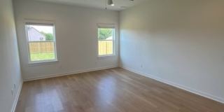 5837 Lavender Avenue Gallery 13