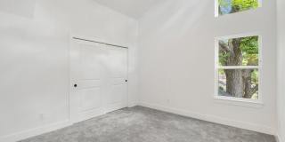 214 Connelly St Gallery 21