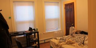 Fort Hill 5 Bed – 1,100 Sq Ft – W/D in Unit – High Ceilings – 9/1 Gallery 8