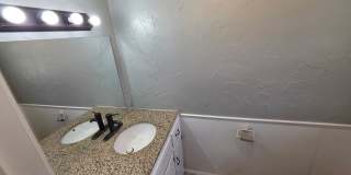 3 bedroom/1.5 bathroom house/2 car garage Gallery 18