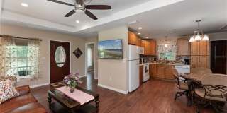 3241 TROPICAIRE Boulevard Gallery 5