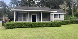 1535 Coombs Drive 1535 Coombs Drive Gallery 1