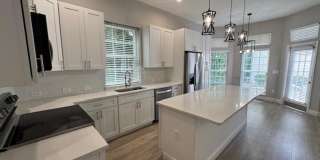 Completely remodeled 4 Bedroom 3 Bath single home in the main Village of Celebration Gallery 8