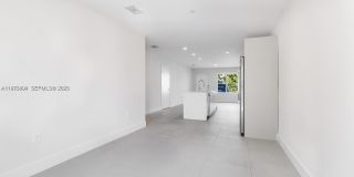 2505 NE 193rd St Gallery 5