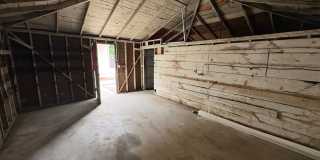 Charming 3 Bedroom, 1 Bath Near Down Town! Gallery 37