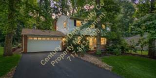 Beautiful 3 Bedroom 2.5 Bath Home in Dallastown Schools Pet Friendly Beautiful 3 Bedroom 2.5 Bath Home in Dallastown Schools Pet Friendly Gallery 1