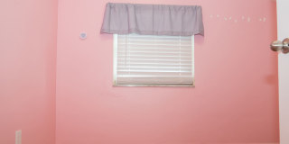 AVAILABLE JULY 1ST!! DON'T MISS this FANTASTIC home in a PRIME LOCATION! Gallery 13