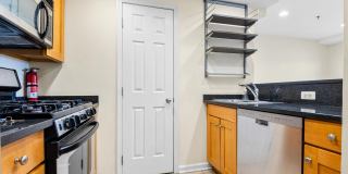 920 JEFFERSON ST Gallery 15