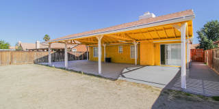 36805 Alder Street Gallery 17
