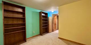 Spacious Garden-level Condo with Kitchenette in North Boulder Gallery 13
