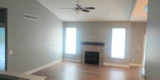 Luxury Townhome Gallery 7
