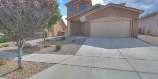 AMAZING MULTI GENERATIONAL 4 BEDROOM (with 2 Primary Suites-one up stairs and one down) Gallery 1
