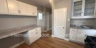 5042 Pernod Avenue Gallery 2