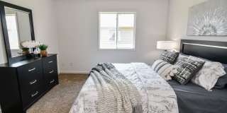 6th Ave W Grinnell Gallery 11