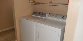 Walk to FSU! 4/2 w/ 2 Living Spaces, Wood Floors, Large Yard, & Washer/Dryer! Avail Aug 6th for $1825/month! Gallery 22