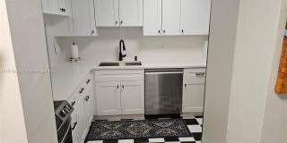 215 SE 3rd Ave Gallery 10